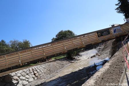 Začasni most v Stranjah povezal levi in desni breg Kamniške Bistrice (10)